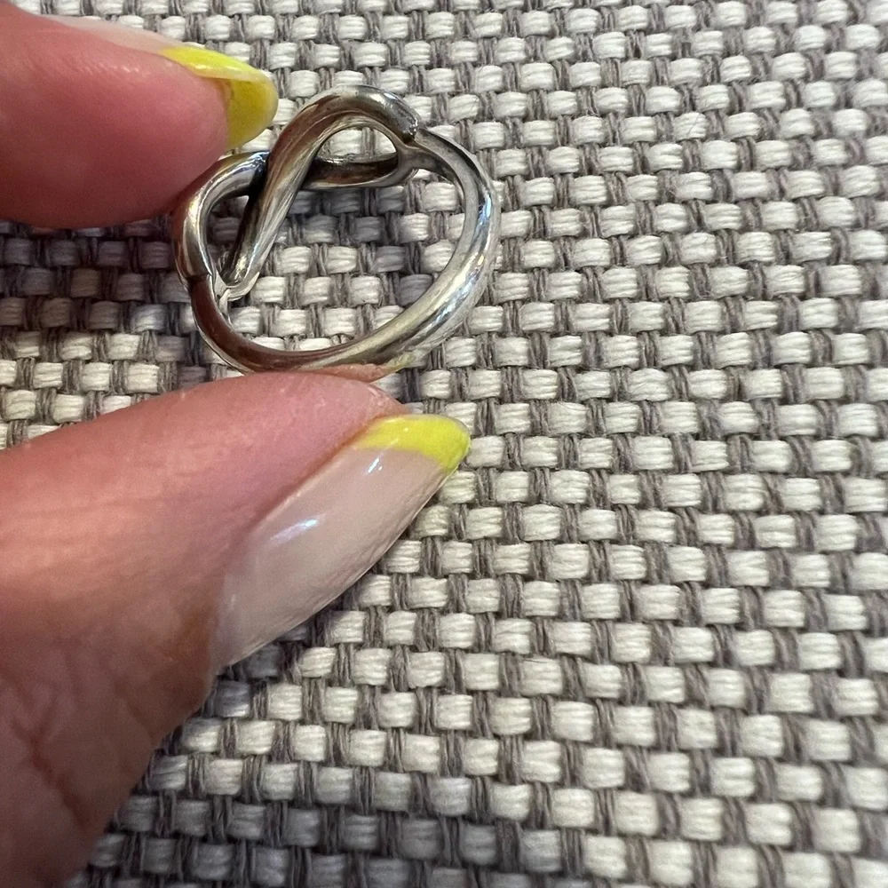 Infinity ring - Picture 4 of 4